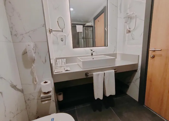 Zeugma - Adult Only 16 4*